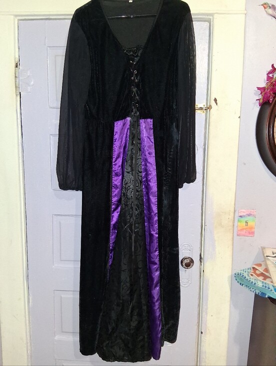Source Unknown Dresses & Skirts - Purple And Black Long Dress For Costume